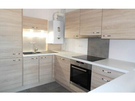 location appartement  43.96 m² t-2 à bruges  750 €