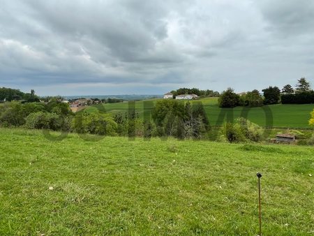 vente terrain 1602 m²