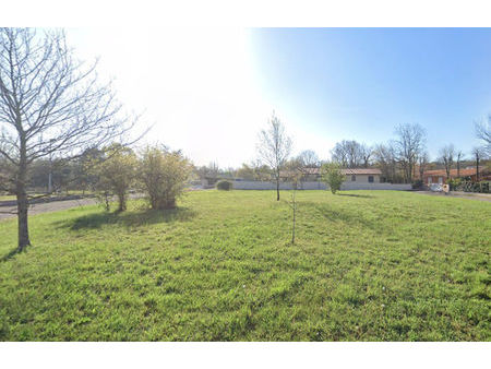 vente terrain 780 m² montauban (82000)