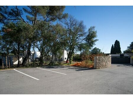 vente terrain 700 m²