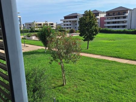 location t2 borgo levant