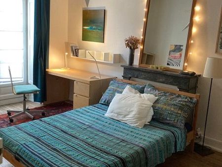 chambre à louer meublée 15m2 dans grand appartement en centre ville