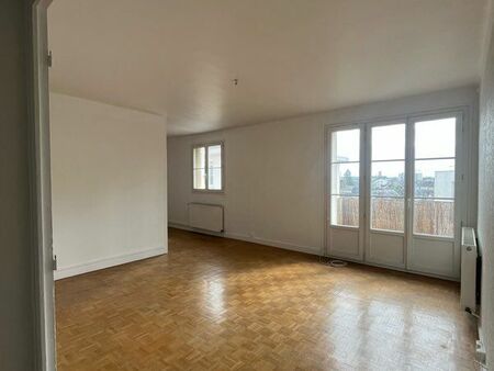 appartement t4