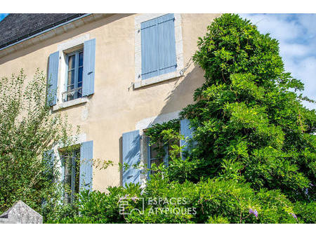 vente maison à fontenay-le-comte (85200) : à vendre / 336m² fontenay-le-comte