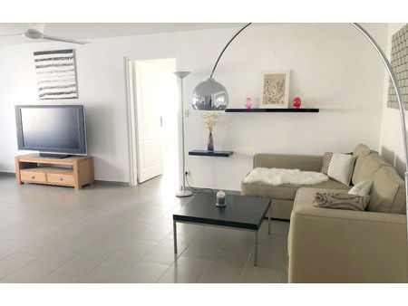 location appartement 3 pièces 74 m² aix-en-provence (13090)