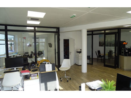 vente divers 180 m² créteil (94000)