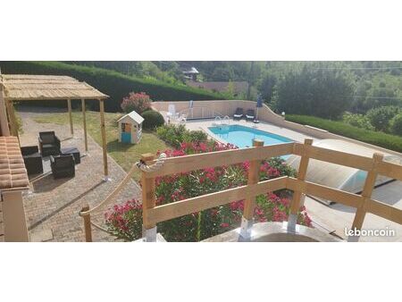 maison à vendre - 102 m² entièrement rénovée avec piscine et terrain de 1600 m²