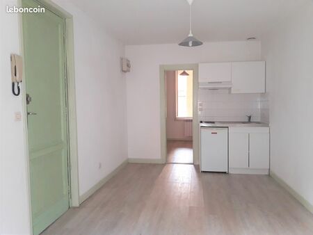 appartement t3 proche victoire et tram b