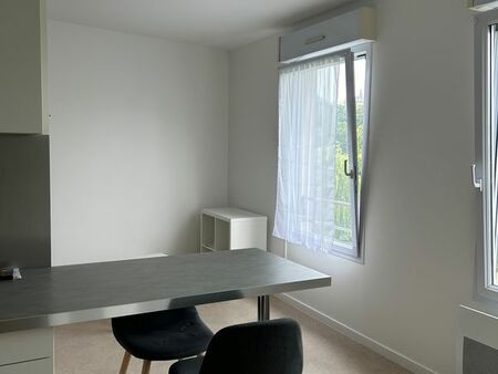 studio 1 pièce 27 m² - granville centre quartier gare et val es fleurs