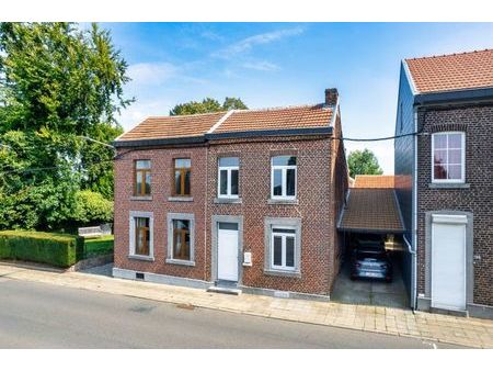 maison semi-mitoyenne 4chambres avec terrasses et jardin