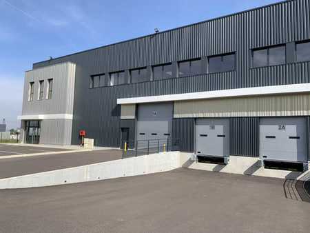 location d'entrepôt de 4 126 m² à saint-bonnet-de-mure - 69720