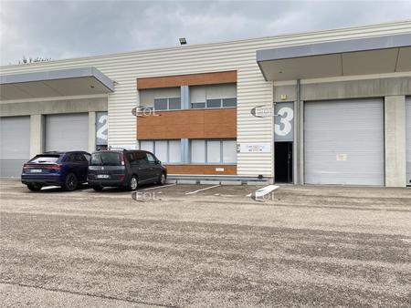 location d'entrepôt de 420 m² à saint-priest - 69800