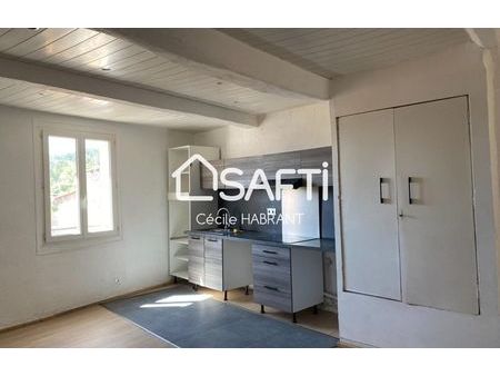 vente immeuble 130 m² salernes (83690)