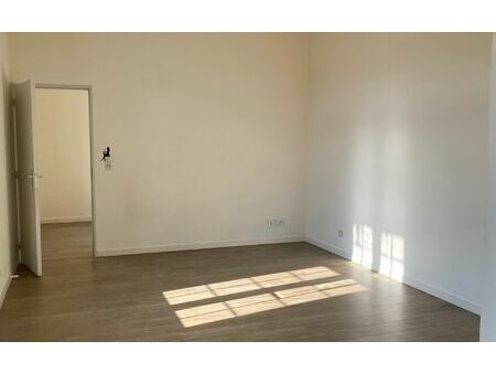 appartement auxerre 60.55 m² t-3 à vendre  113 500 €