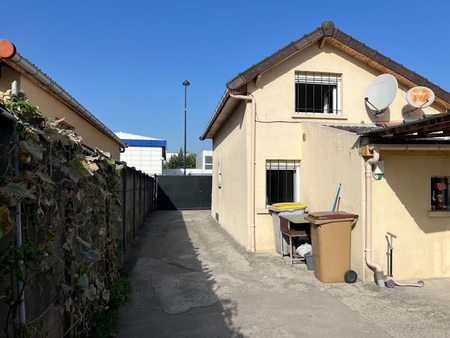 vente maison 11 pièces 200 m²