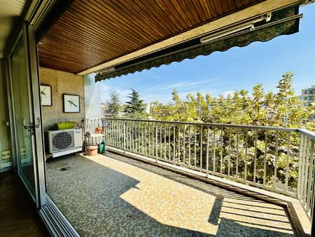 13008: superbe t4 avec loggia  balcons et terrasse