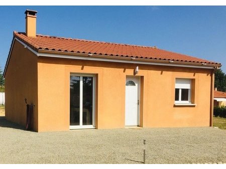 maison trois pièces de 62 m² avec un terrain de 2000 m²