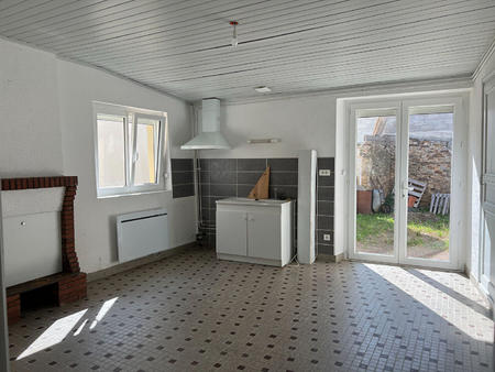 vente maison à saint-père-en-retz (44320) : à vendre / 46m² saint-père-en-retz