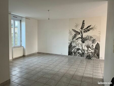 appartement 3 pièces 74 m²