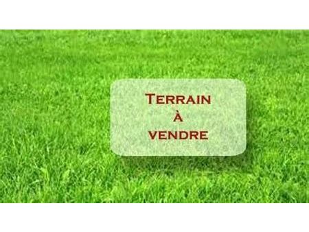 terrain 400 m² eyguieres