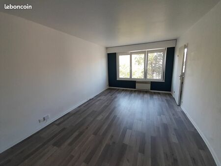 appartement 1 pièce de 31m² – type studio à louer  situé à thionville