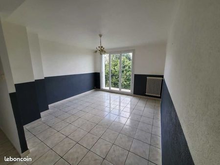 4 pièces 3 chambres 64 m²  cuisine équipée  bel appartement  chauffage gaz  aucun frais d'