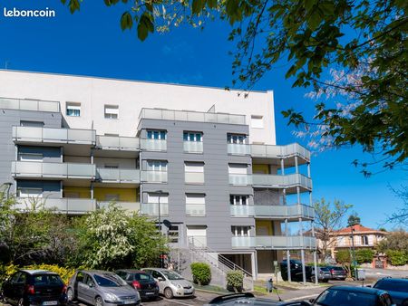 quartier soupetard jolimont grand t2 accessible pmr sans frais d'agence 31500