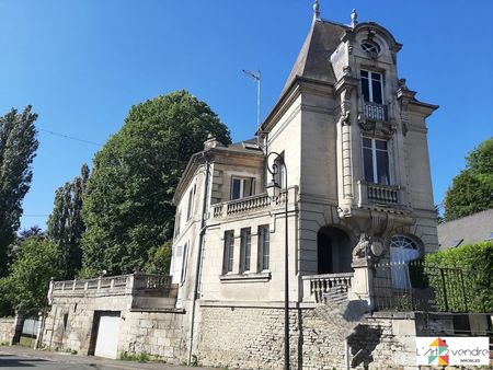 château 11 pièces 273 m²