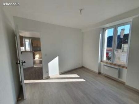 appartement rénové 2 pièces st amand montrond