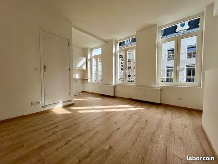 studio 1 pièce 22 m²