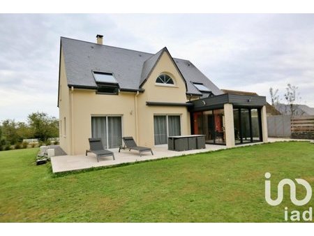 vente maison traditionnelle 7 pièces de 153 m² à monceaux