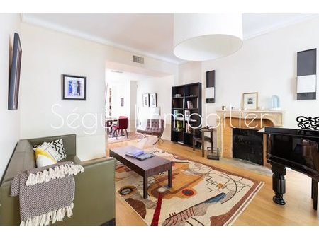 location hôtel particulier 7 pièces 328.55 m²