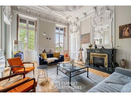 magnifique appartement bourgeois donnant sur la place bellecour