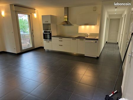 à louer appartement limite clermont-chamalieres