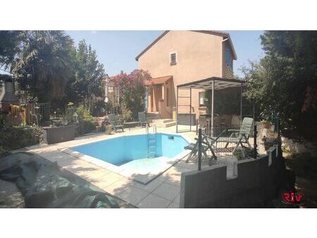 villa 5 pièces 112 m²