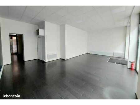 local commercial 67 m²