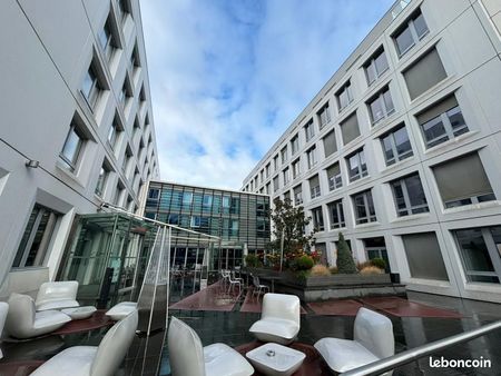 bureaux 375 m²