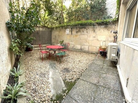 vente appartement 2 pièces de 42 m² à nîmes (30900)