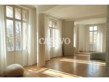 vente appartement 5 pièces de 140m² - 75017 paris