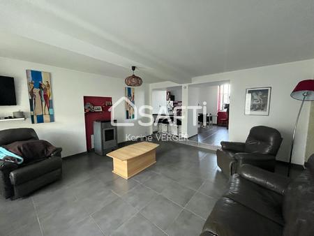 vente maison à bazoges-en-paillers (85130) : à vendre / 159m² bazoges-en-paillers