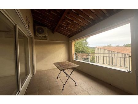 location appartement  m² t-3 à oraison  760 €