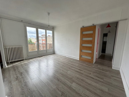 appartement a 5 minutes de la gare et de toutes commodites