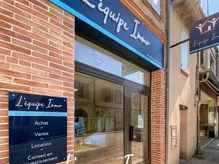 local commercial centre ville l'isle-jourdain environ 72 m²