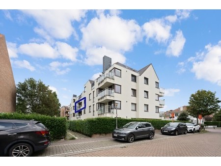 appartement te koop in oostende met 1 slaapkamer