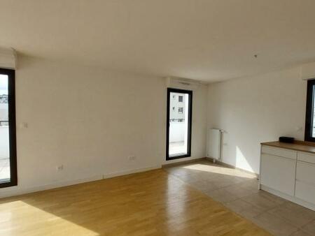 superbe t4 de 114 55m²