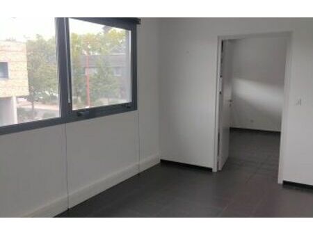 location bureau 60 m² perpignan (66000)