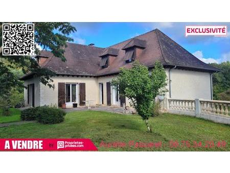 10 min brive - maison t6 de 170m²+sous-sol+dépendance