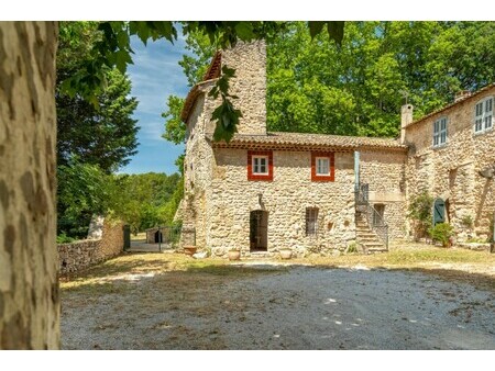 maison de luxe à vendre dans le quartier plateau de puyricard-la trévaresse