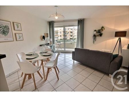 appartement t2 à louer - 2 pièces - 41 98 m2 - le bouscat - 33 - aquitaine