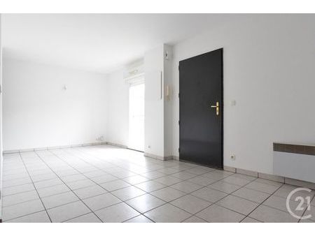 appartement t2 à louer - 2 pièces - 46 70 m2 - le bouscat - 33 - aquitaine